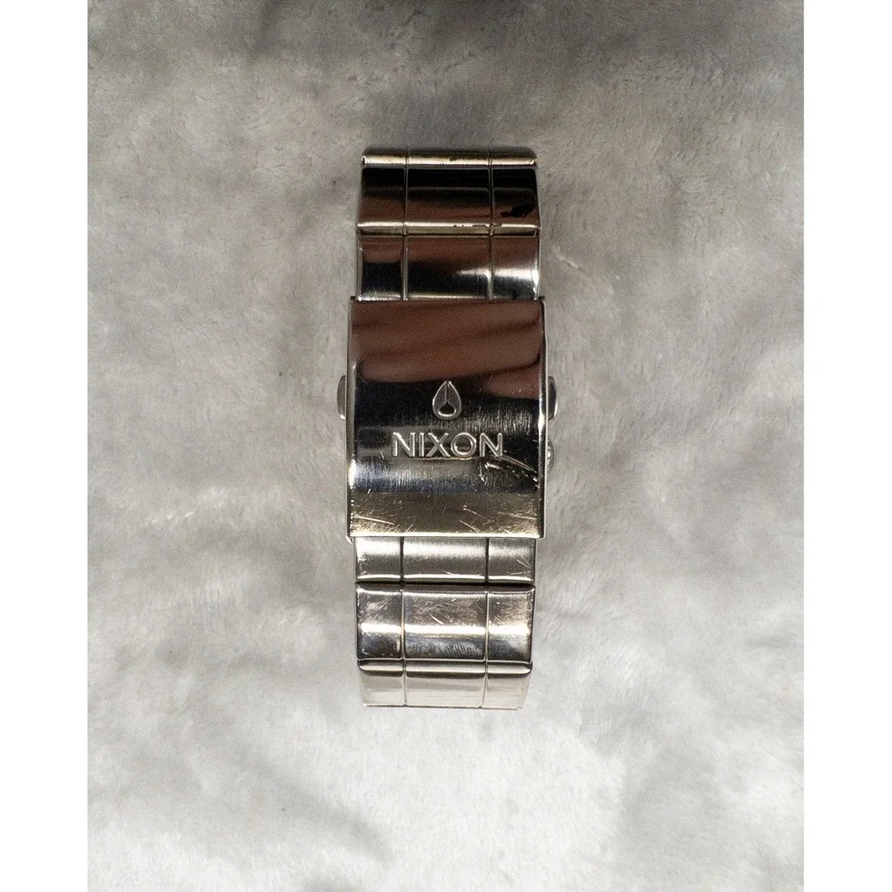 Nixon The Quatro Full Throttle Mens 36mm Mens Silver Watch